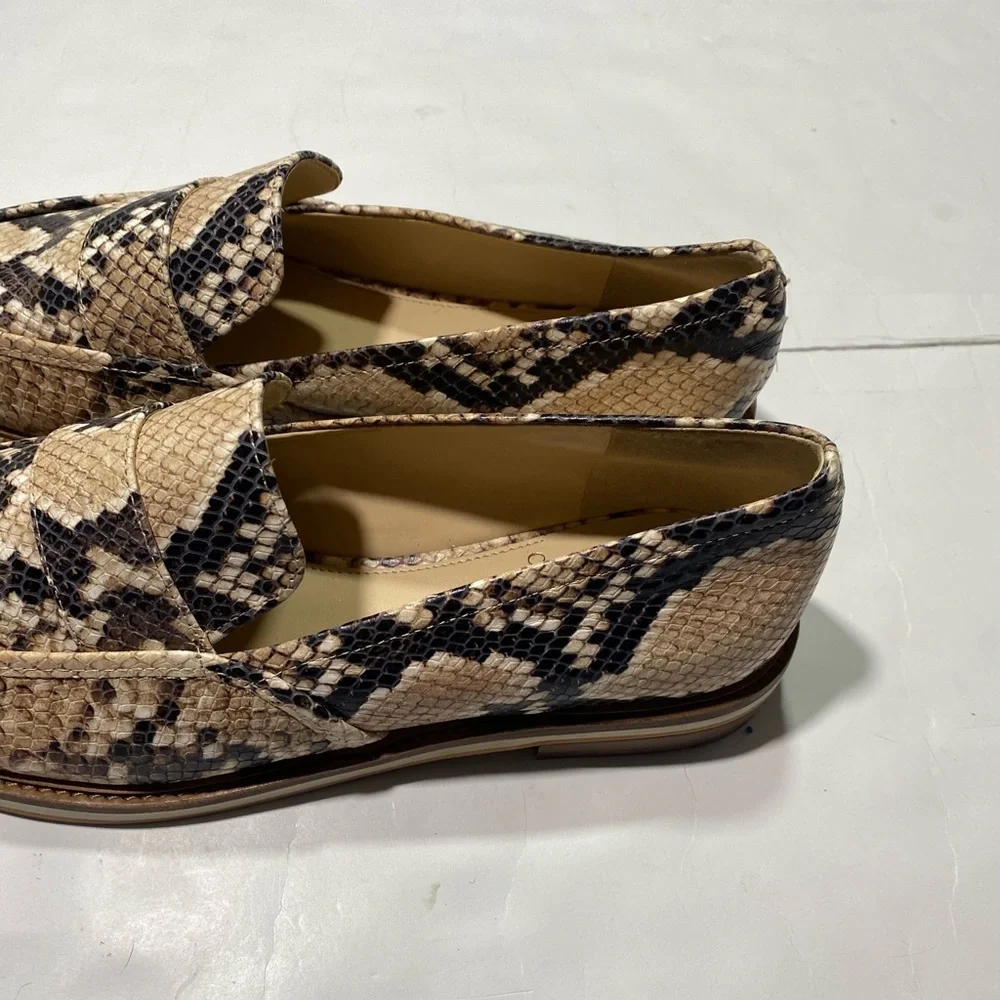 Vince Camuto Leather Tan&Black Snake Print Woman’s Slip  On Loafers 9.5 - Picture 4 of 12
